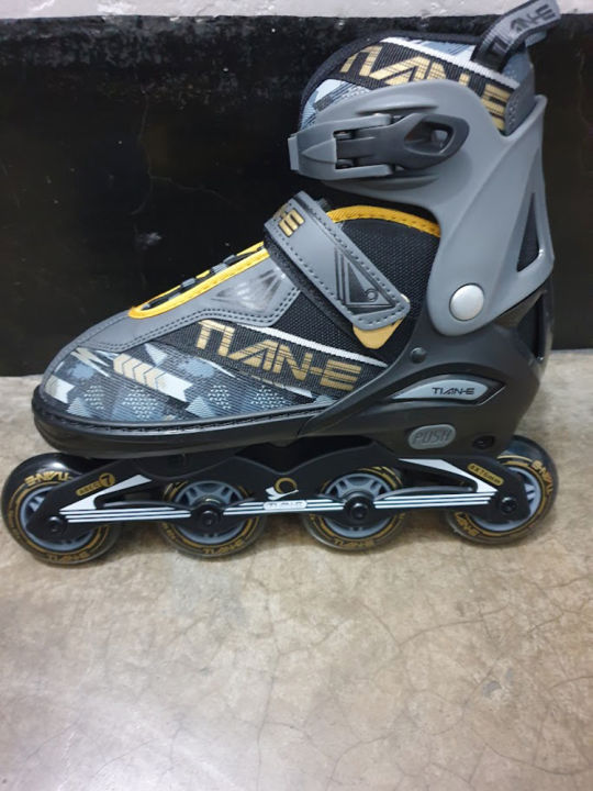 Roll%20in%20Style%20with%20Roller%20Skate%20Shoes%20Inline%20(Size%2039-42)%20-%20Easy%20To%20use%20and%20Clean,%20A%20Unique%20Choice%20For%20Skating%20Enthusiasts%20-%20Image%203