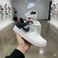 Stylish and Fashionable Winter and Summer Exclusive Sneakers Converse Sneakers for Men. 