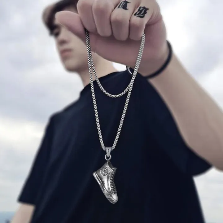 Personalized%20fashion%20sports%20aj%20shoe%20pendant%20retro%20punk%20men's%20titanium%20steel%20chain%20necklace%20shoe%20necklace%20sports%20jewelry%20-%20Image%204