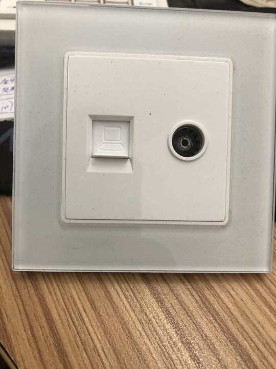 Glass%20Border%20TV%20Dish%20Computer%20Internet%20Wall%20Socket%20-%20Image%203