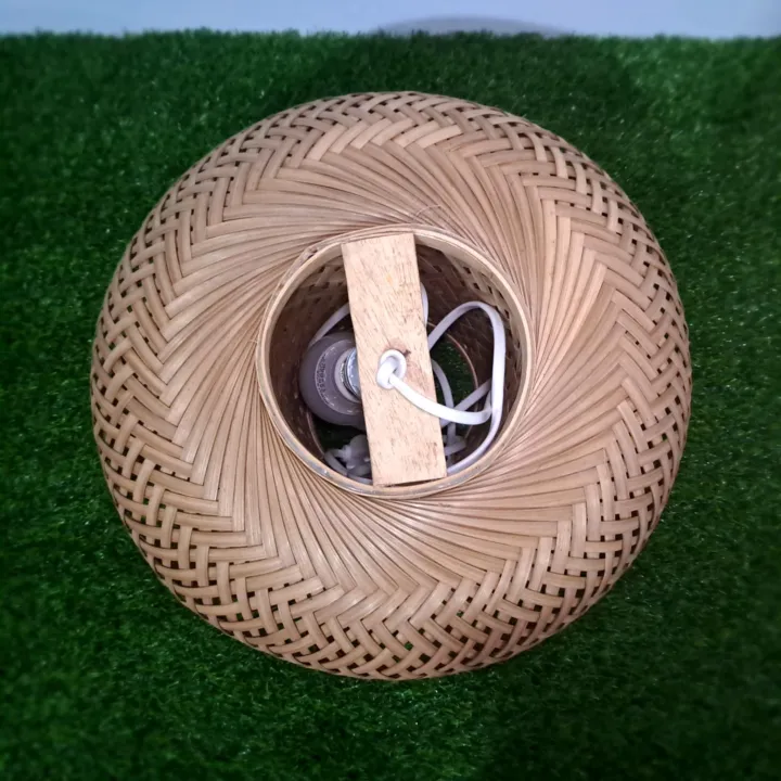 Bamboo%20Round%20Hanging%20Lampshade%20/%20Bamboo%20Made%20Ceiling%20Hanging%20Lampshade%20-%20Image%204