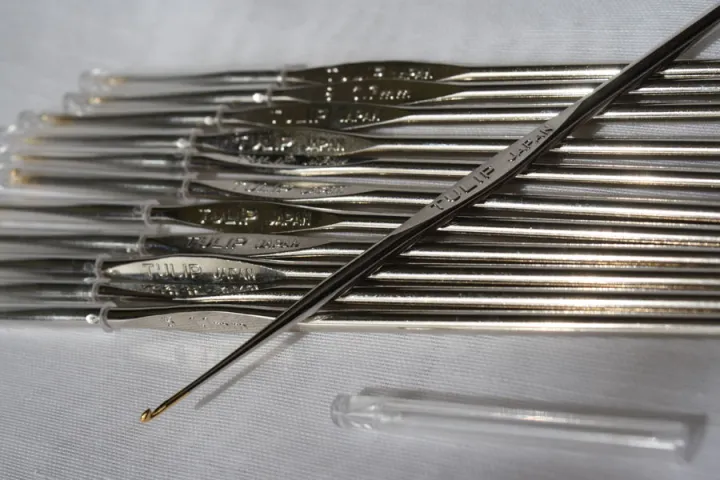Crochet%20Hooks-TULIP%20JAPAN%20Stainless%20Steel%20GOLDEN%20POINT%20-%20Image%204