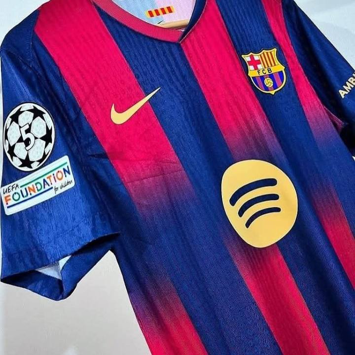 FC%20Barcelona%2025/26%20Home%20Jersey%20Half%20Sleeve%20%E2%80%93%20Premium%20Thai%20Quality%20Football%20Shirt%20for%20Men%20%E2%80%93%20New%20Barcelona%20Home%20Kit%202025/26%20%E2%80%93%20Bar%C3%A7a%20Soccer%20Jersey%20-%20Image%202