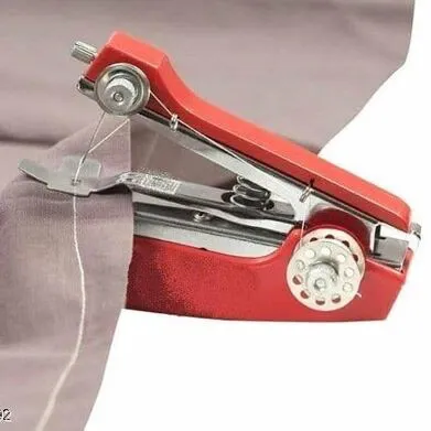 Portable%20Mini%20Hand%20Sewing%20Machine%20-%20Red%20-%20Image%204
