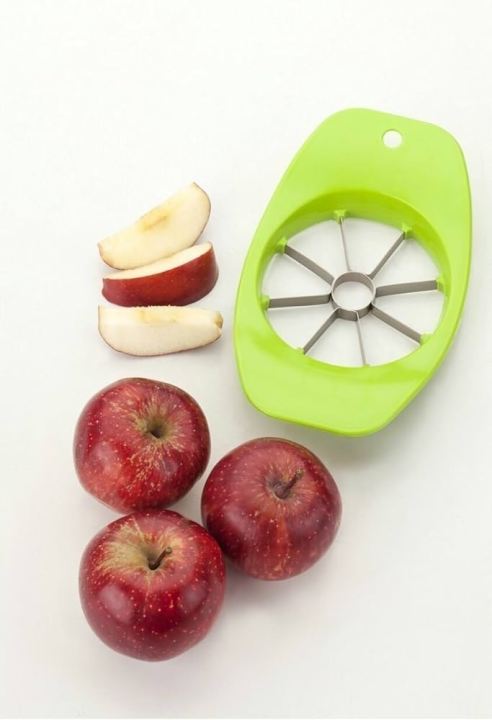 Apple%20cutter%20with%20push%20stand%20Plastic%20body%20Apple%20cutter%20-%20Image%204