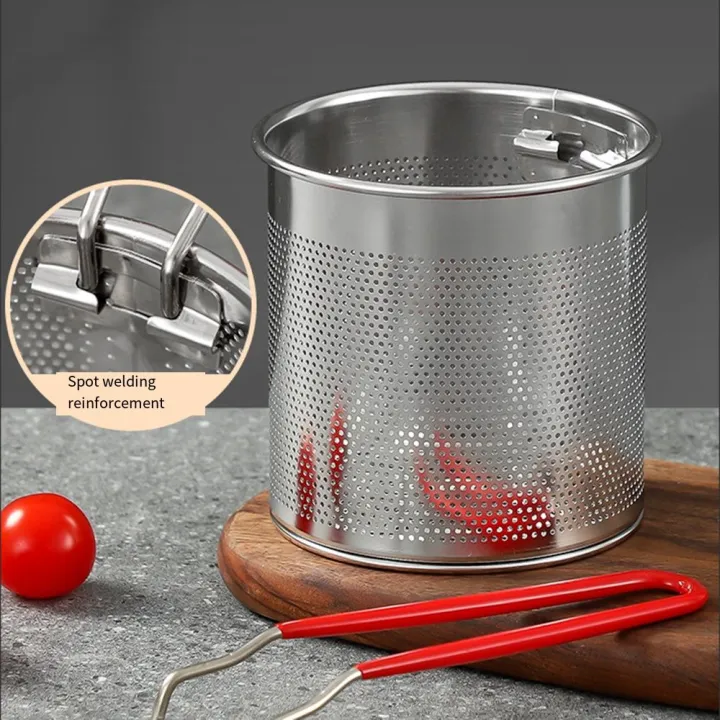 304%20Stainless%20Steel%20Deep%20Fryer%20Pot%20Auxiliary%20Food%20Pot%20Mesh%20Mini%20Frying%20Strainer%20Basket%20with%20Clamp%20and%20Cover%20Multifunction%20Chicken%20Fried%20Pan%20Chips%20-%20Image%207