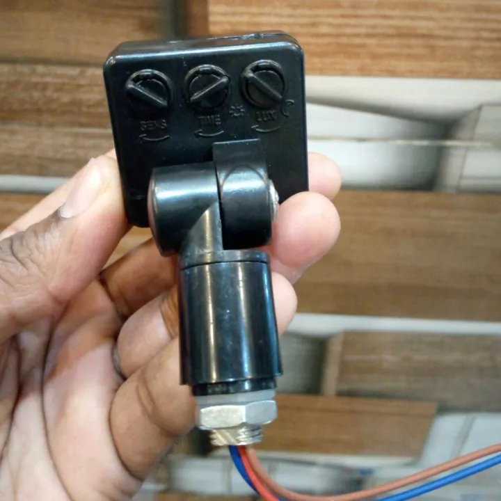 BLACK%20Color%20AC%20220V%203-4%20Meter%20100W%20PIR%20Body%20Infrared%20Motion%20Sensor%20Switches%20Automatic%20Light%20Switch%20Human%20Motion%20Body%20PIR%20Infrared%20Motion%20Sensor%20Switch%20Movement%20Detector%20Intelligent%20Lamps%20Controller%20-%20Image%203