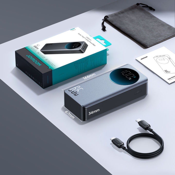 Joyroom%20JR-PBF05%2065W%20Digital%20Display%20Fast%20Charging%20Power%20Bank%2030000mAh%20-Black%20-%20Image%209