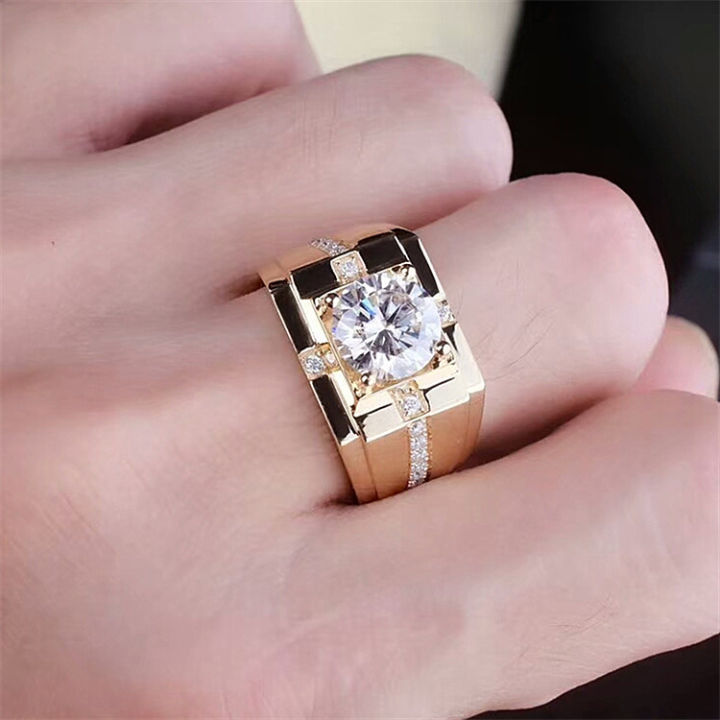 Classic%20High%20Carbon%20Diamond%20High%20Men's%20Diamond%20Ring%20Imitation%20Moissanite%20Plated%20Yellow%20Gold%20Domineering%20Wedding%20Ring%20Wholesale%20-%20Image%202