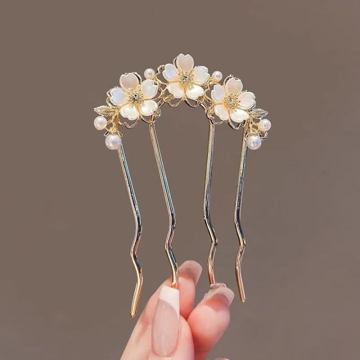High-End%20Forest%20Style%20Ins%20Style%20Pearl%20Flower%20Wavy%20Hair%20Comb%20Insert%20Comb%20Four-Tooth%20Hair%20Comb%20Hairpin%20Hairp%20-%20Image%203