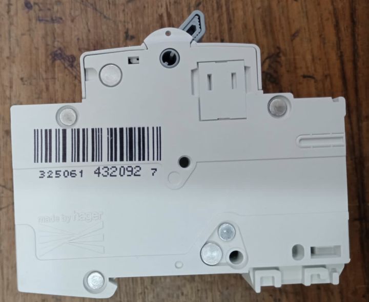 Hager%2032A%20TP%20MCB,%203%20Phase,%20Made%20by%20hager,%20International%20Brand,%20Franch%20origin,%20Highest%20quality%20By%20Kazi%20Electric%20Shop%20-%20Image%205