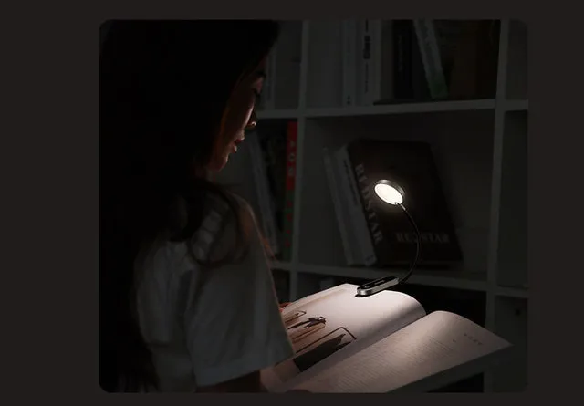Baseus%20Mini%20Clip%20Lamp%20Comfort%20Reading%20USB%20Led%20Light%20Rechargeable%20On%20Desk%20Lamp%20Flexible%20Nightlight%20Warm%20Reading%20Lamp%20For%20Travel%20Bedroom%20Book%20-%20Image%2010