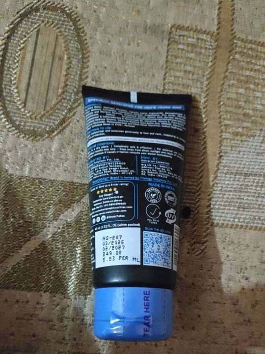 Muuchstac%20Mens%20Ocean%20Moisturizer%20&%20Sunscreen%20Matte%20Look%20Spf%2018+%20Cream%20With%20Turmeric%20&%20Aloe%20Vera%20Beads,%20Non-Sticky%20&%20Water%20Resistant%2045%20Ml%20-%20Image%203