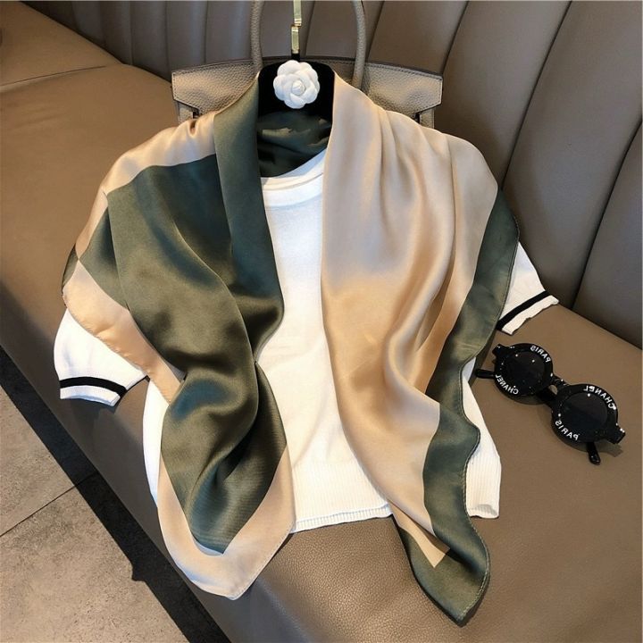 90cm%20Large%20Kerchief%20Silk-like%20Printed%20Satin%20Scarf%20Fashionable%20All-Match%20Scarf%20Scarf%20-%20Image%204