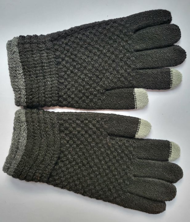 Woolen%20Hand%20Gloves%20For%20Man's%20&%20Women's%20In%20Winter%20Season%20Use%20For%20Europe%C2%A0Country%20This%20Gloves%204%20Finger%20Phone%20Touch.%20-%20Image%204