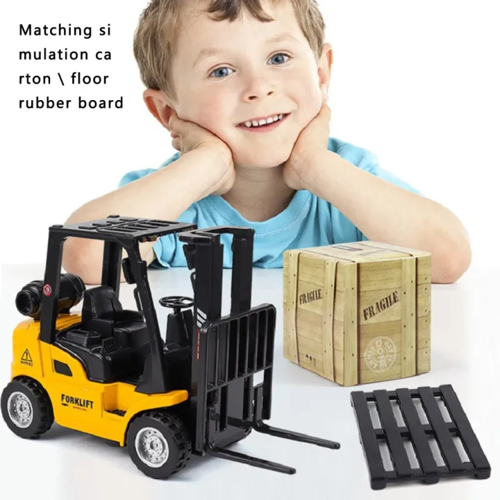 Alloy%20Forklift%20Children's%20Engineering%20Vehicle%20Toy%20Boy%20Pull%20Back%20Lift%20Car%20-%20Image%205