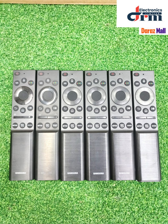 Samsung%20Voice%20Remote%20For%20Smart%20QLED%20/%20UHD%20TV%20With%20Bluetooth%20Function%20-%20Image%203