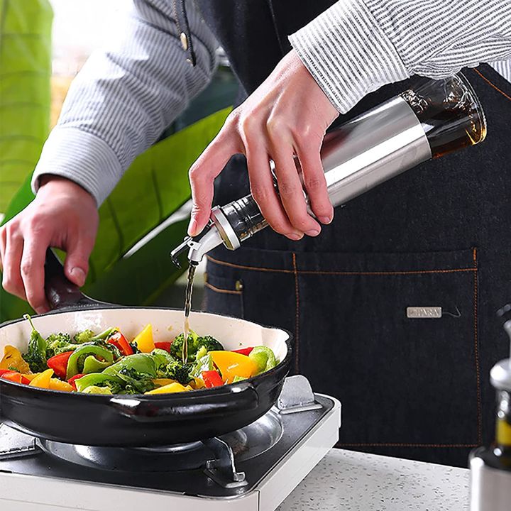 500%20ml%20%20Oil%20Dispenser%20Bottle,%20Oil%20Bottle%20Sauce%20Bottle%20With%20Premium%20Stainless%20Steel%20cover,%20Glass%20body%20Oil%20and%20Vinegar%20Dispenser,%20Oil%20Dispenser%20Bottle%20for%20Kitchen%20-%20Image%204