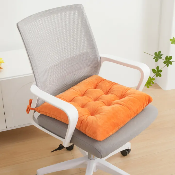 Elegant%20Solid%20Color%20Chair%20Cushions%20with%20Square%20Shape%20for%20Living%20Room%20and%20Office%20Use%20-%20Image%204