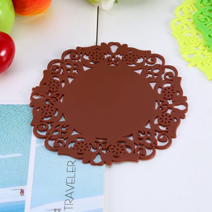 Cup%20Mat%20Silicone%20Coaster%20Anti-slip%20Pad%20Flower%20Hollow%20Table%20Placemat%201pcs%20-%20Image%204