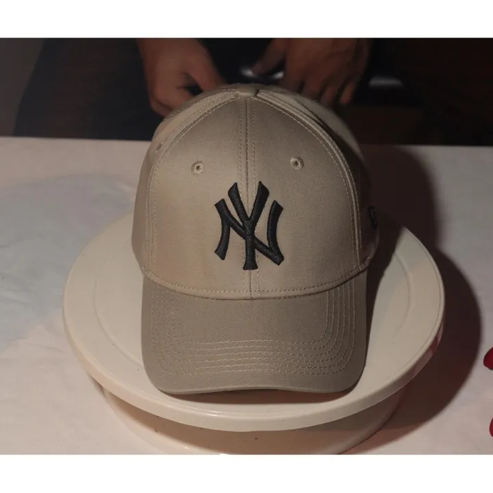 100%25%20Export%20and%20Premium%20NY%20Cap%20with%20pure%20comfort%20-%20Image%202