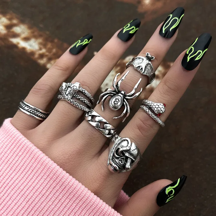 7Pcs/set%20Punk%20Snake%20Rings%20for%20Women%20Gothic%20Spider%20Men%20Jewelry%20Gift%20Accessories%20-%20Image%203