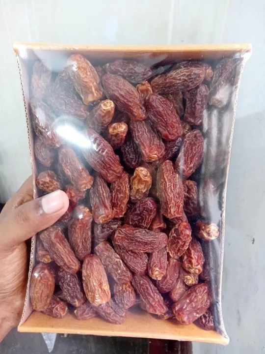 Fresh%20Khurma%20Khejur%20Dry%20Dates%201kg%20box%20(Red)%20-%20Image%203