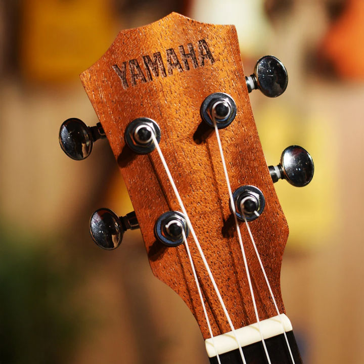 Yamaha%20Ukulele%2024%20Inc%20Concert%20Size%20With%20Bag%20And%20Picks%20-%20Image%205