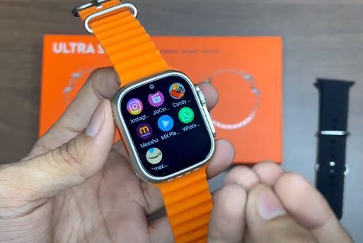 Ultra%20S9%20Android%204g%20Smartwatch%20With%20Dual%20Camera%204GB/64GB%20%E2%80%93%20(Body%20Color-Golden%20with%20double%20Straps)%20-%20Image%206