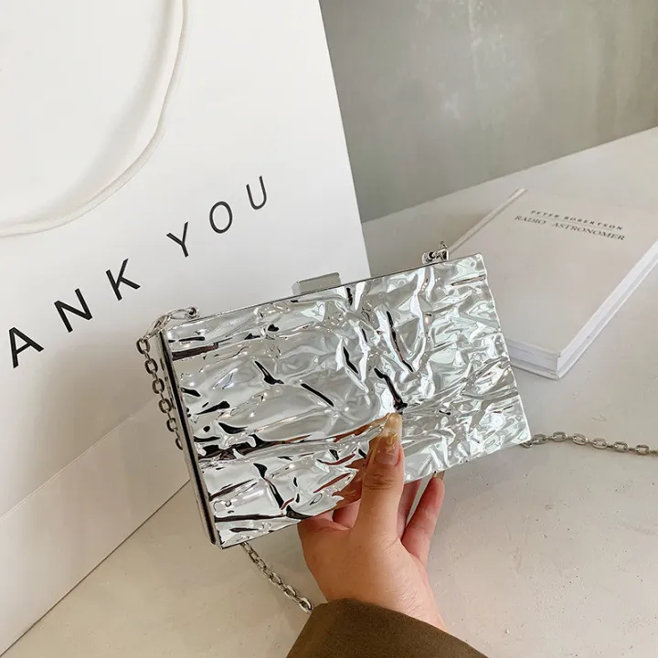 Shoulder%20bag,%20Chaoshang%20Ice%20Crack,%20Personality%20Gold%20Box%20Bag,%202022%20Korean%20Edition,%20ins%20Internet%20celebrity%20girl,%20foreign%20hand-held%20oblique%20-%20Image%207