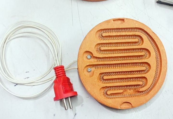 Heating%20Plate%20With%20500Watt,%201000Watt%201500Watt,%202000watt%20Heating%20Coil%20Full%20Setup%20-%20Image%203