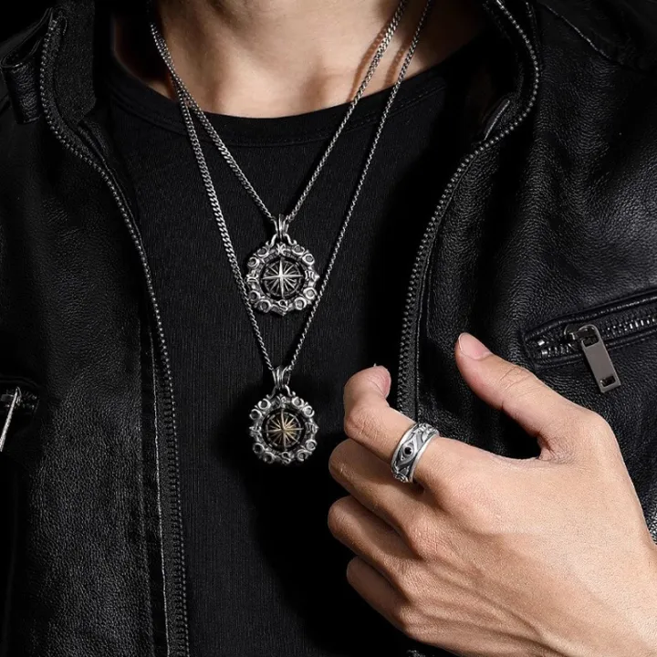 Nautical%20compass%20necklace%20men's%20fashion%20brand%20personality%20street%20eight-pointed%20star%20pendant%20vintage%20imitation%20Thai%20silver%20compass%20men's%20necklace%20-%20Image%204
