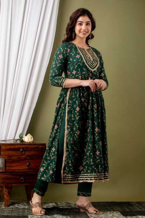Naira%20cut%20three%20pieces%20dress%20for%20women%20-%20Image%205