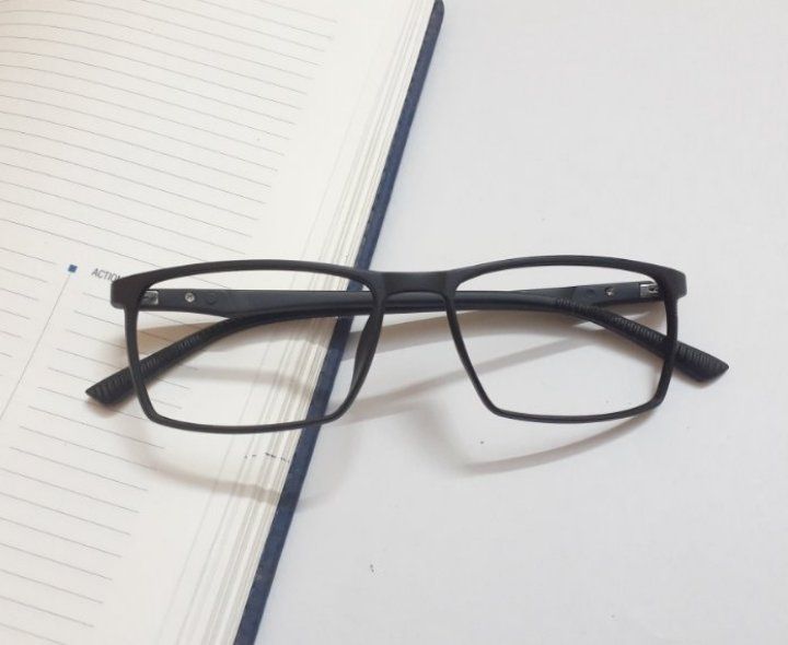 New Geometric Shape Eyeglass black frame for men & women < lightweight tr90 eyewear eyeglass optical frame