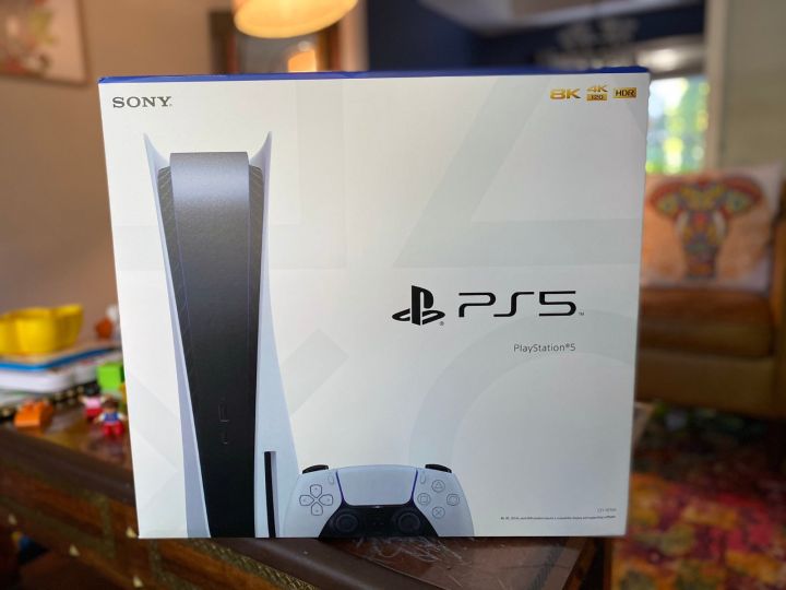 PS5%20Disc%20Edition%20-%20PS5%20Console%20825GB%204K-TV%20Gaming%20-%20Image%203