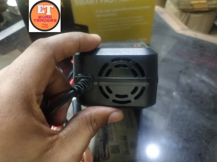 12V%205A%20Battery%20Charger%20/%20Smart%20Fast%20Battery%20Charger%20(FON-1205)%20-%20Image%202