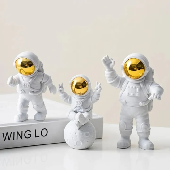 3pcs/set%20Craft%20Resin%20Astronaut%20Ornament%20Figure%20Statue%20Waterproof%20Exquisite%20Astronaut%20Decorative%20Ornament%20Creative%20Funny%20Spaceman%20Desktop%20Decor%20Modeling%20Kid%20-%20Image%208