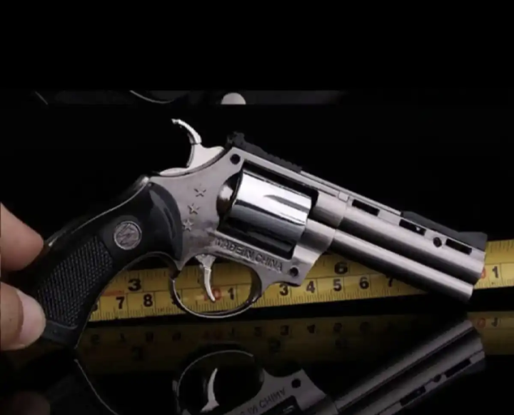 Refillable%20pistel%20gas%20lighter%20-%20Image%204