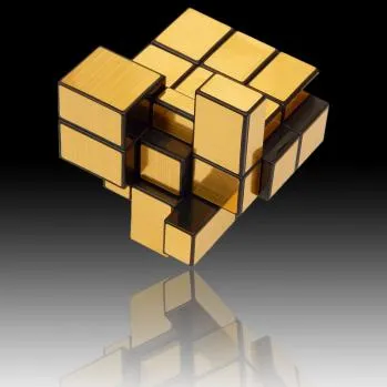 The%20Mirror%20Blocks%20magic%20Rubik's%20cube%203x3%20-%20Image%203