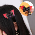 Hair Clip Creative Shape Ultra-Light Non-Irritation Stunning Visual Effect Easy-wearing Enhance Atmosphere Non-woven Fabric Halloween Cartoon Hair Clip Photography Prop for Women.