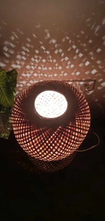 Eco%20Friendly%20Bamboo%20Made%20Oval%20Shaped%20Table%20Lamp%20Shaded%20-%20Image%206