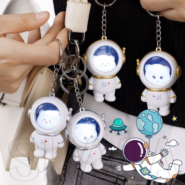 Cartoon Spaceman Light Glowing Keychain -Creative,Couple Gifts - Luminous Starry Bear Key Chain - For Car Keyring, Bags - Decoration Pendants - Cute Bear,Cat Space Astronaut