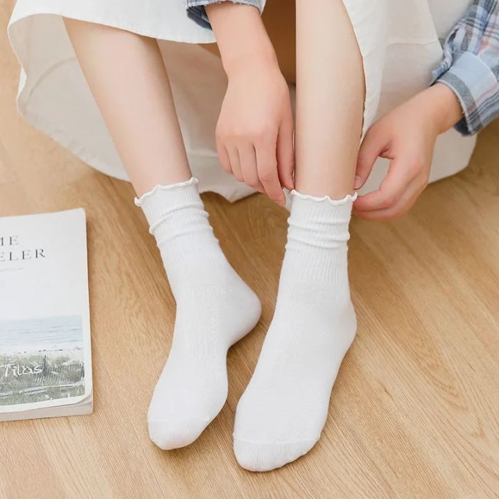 1pair%20Ruffle%20Socks%20Women%20Mid%20Crew%20Middles%20Tube%20Ankle%20High%20Breathable%20Black%20White%20Calcetines%20Female%20Spring%20Autumn%20Sock%20-%20Image%202