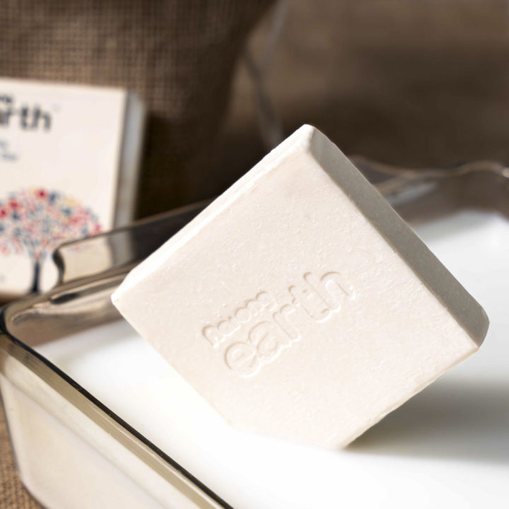 Aarong%20Earth%20Goat%20Milk%20Bathing%20Bar%20%20100%20gm%20-%20Image%202