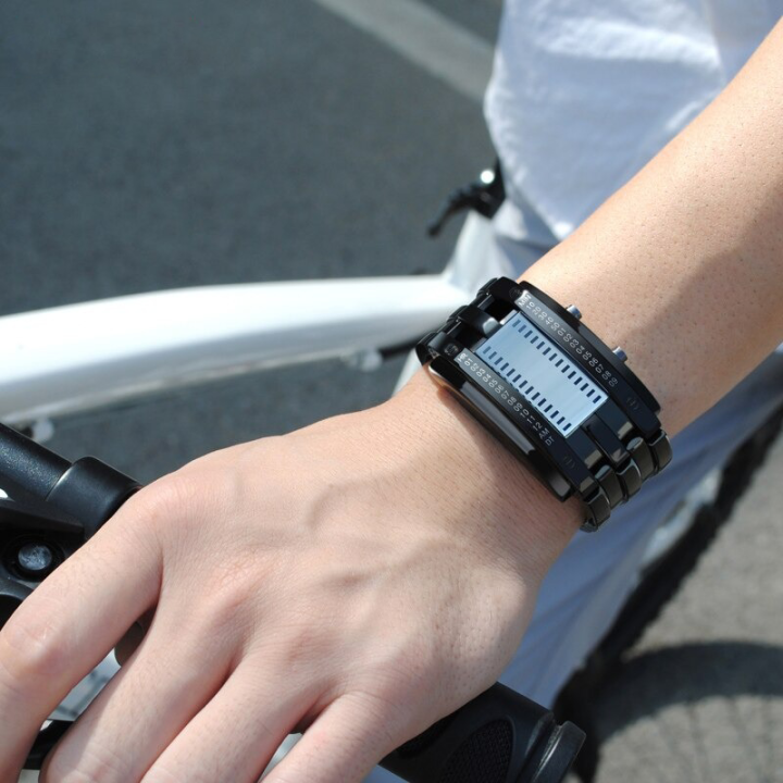 Smart%20Bracelet%20Watch%20For%20Man-%20SKMEI%20-%20Image%203