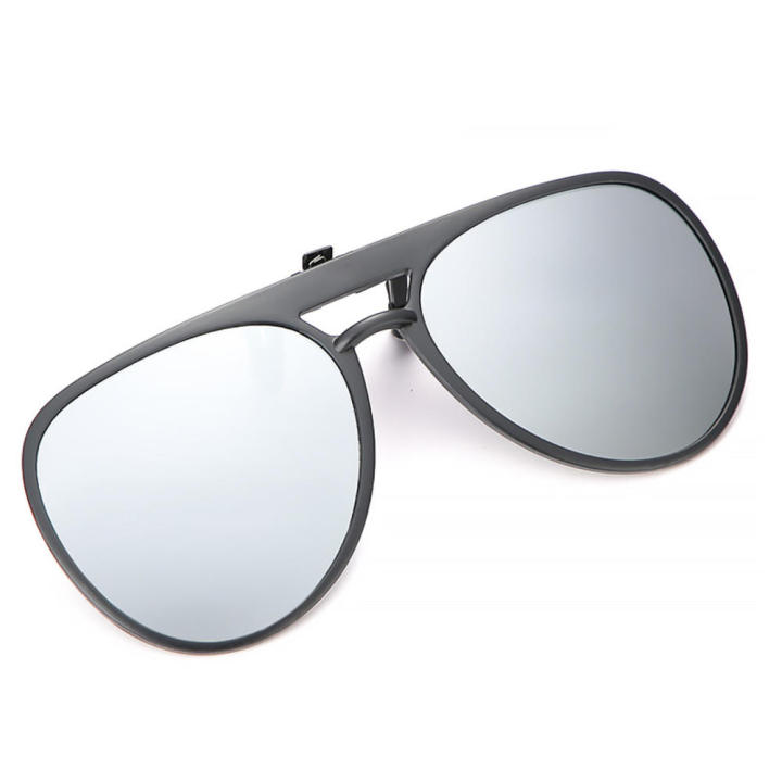 Lightweight%20Clip-on%20sunglasses%20Convenient%20Adjustable%20Polarized%20Anti-glare%20glasses%20UV400%20Night%20vision%20for%20Outdoor%20activities%20Sports%20enthusiasts%20Driving%20at%20night%20Protection%20against%20harmful%20UV%20rays%20-%20Image%206