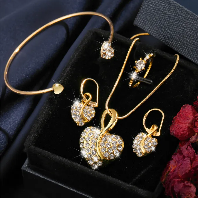4pc%20Luxury%20Heart%20Diamond%20Pendant%20Necklace%20Bracelet%20Earring%20Ring%20Set%20for%20Women%20Jewelry%20Party%20-%20Image%203