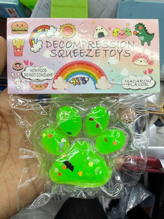 Cat%20Paw%20Squeeze%20Mochi%20Toys%20Novelty%20Anti-Stress%20Decompression%20Squishy%20Toy%20-%20Image%206