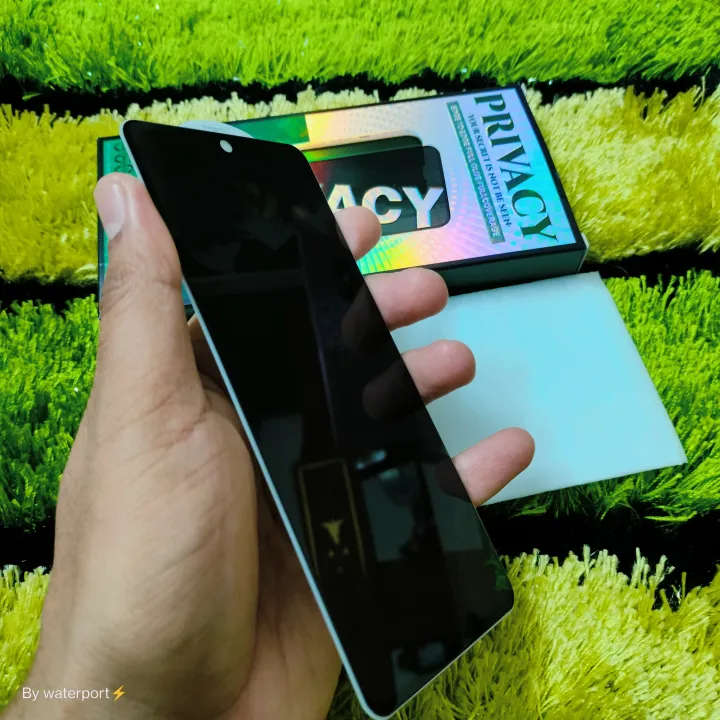 Infinix%20Hot%2050%20Pro%204G%20/%20Infinix%20Hot%2050%204g%20/%20Infinix%20GT%2020%20Pro%20Screen%20Protector%20Privacy%20Tempered%20Full%20Screen%20Gorila%20Glass%20Curved%20Full%20Display%20-%20Image%204