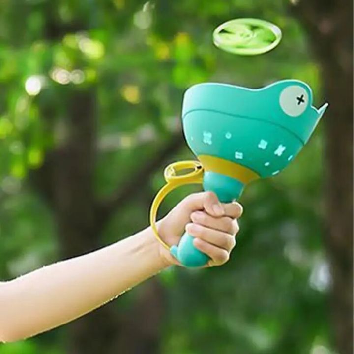 Flying%20Saucer%20Toy%20Flying%20Spinner%20Toy%20For%20Disc%20Launching%20Outside%20Fun%20Double%20Player%20Fidget%20Flying%20Spinner%20Parent-Child%20Interaction%20-%20Image%204
